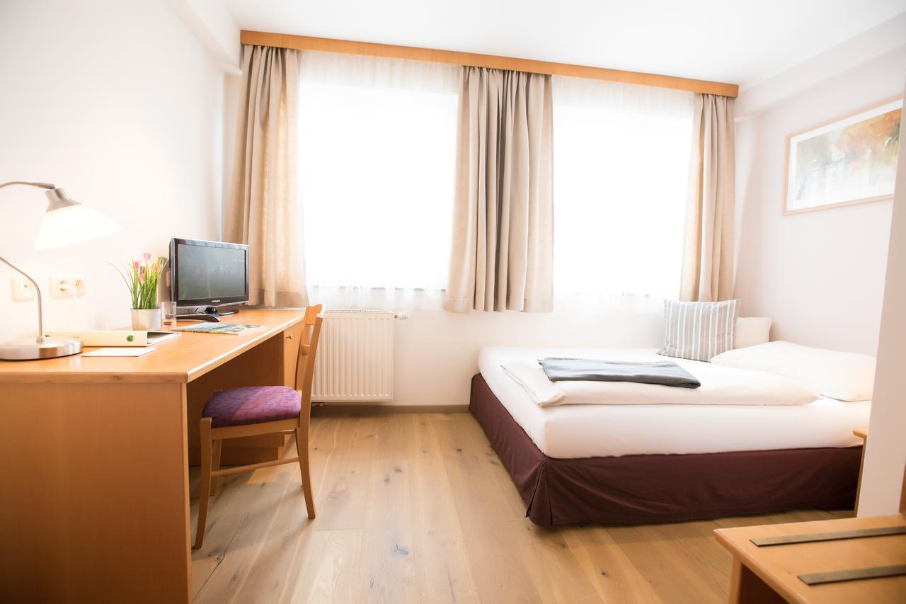Hotel Moserwirt Bad Goisern Eksteriør bilde